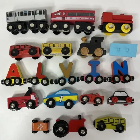 MuniPals L Train CTA Blue Line Magnetic Wooden Railway Brio Tractor Thomas READ