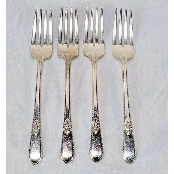 1847 Rogers Bros Adoration Lot of 4 Dinner Forks International Silver Plate