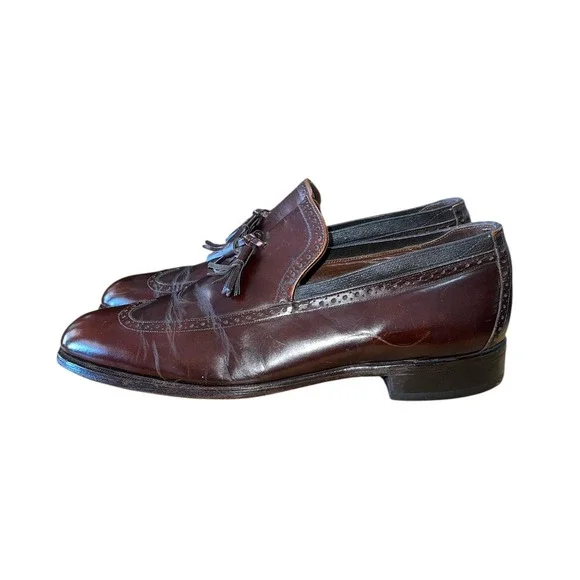 Johnston & Murphy Tassel Loafers Mens Size 10 Burgundy Leather Wingtip Brogue