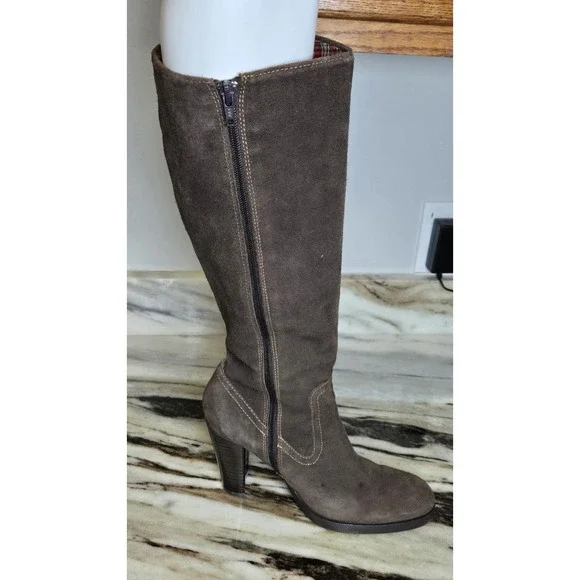 Kaya Knee‎ High Brown Suede Boots Women's Size 10