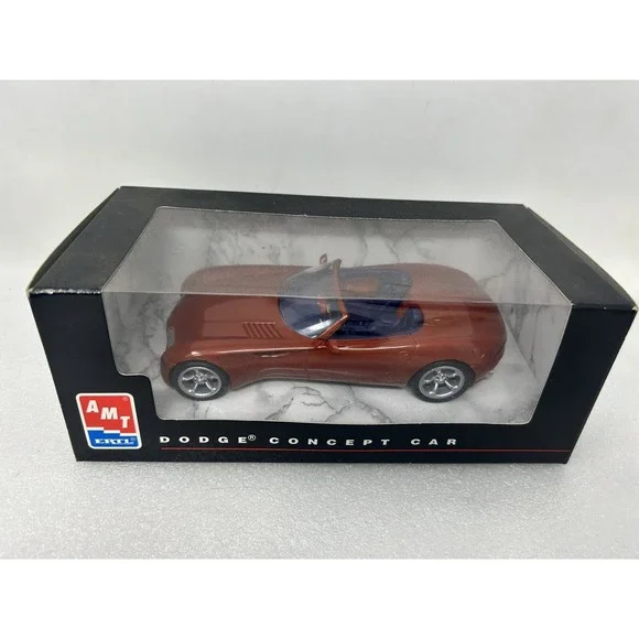 AMT Ertl Dodge Concept Car 1:24   Burnt Orange‎ Convertible