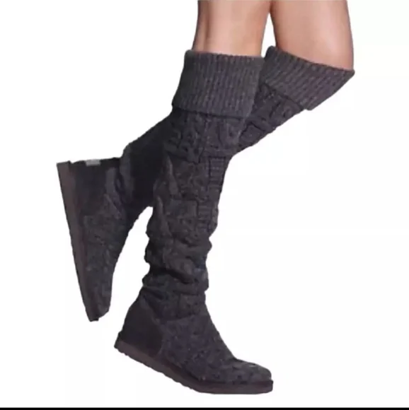 UGG Women's Black Knitted‎ Above The Knee-High Boots Size 7