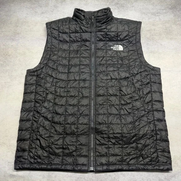 The North Face Mens Large Black ThermoBall Eco Quilted Insulated Puffer Vest
