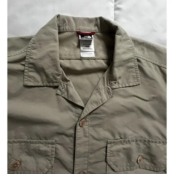 The North Face Tan Button Up Shirt Men's Size Medium Short Sleeve Hiking