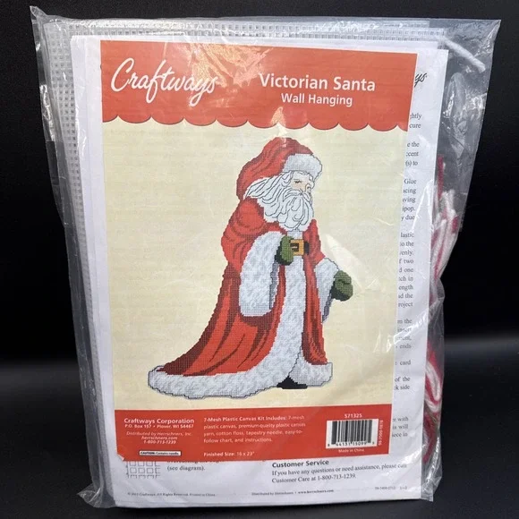 Christmas Needlepoint Kit VICTORIAN SANTA Wall Hanging‎ 16