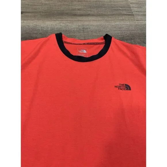 The North Face Size Size Medium Men's Mountain‎ Athletics Short Sleeve Shirt
