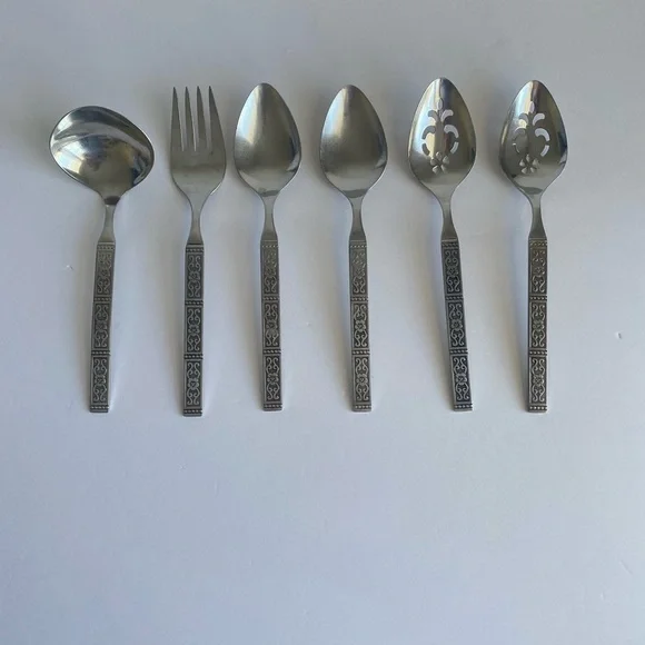 MCM 6 Pc Oneida‎ Community Isabella Stainless Serving Set Utensils Flowers Dot