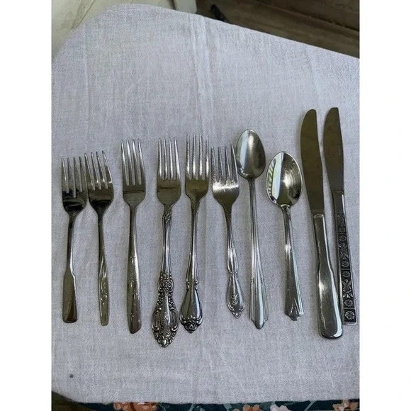 Lot Of 9 Stainless Steel Flatware Mixed , Oneida , Japan , Korea , Some Vintage