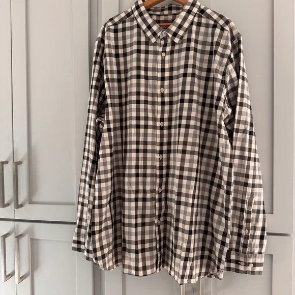 The North Face Mens XXL Black White Gingham Plaid Long Sleeve Button Down Shirt
