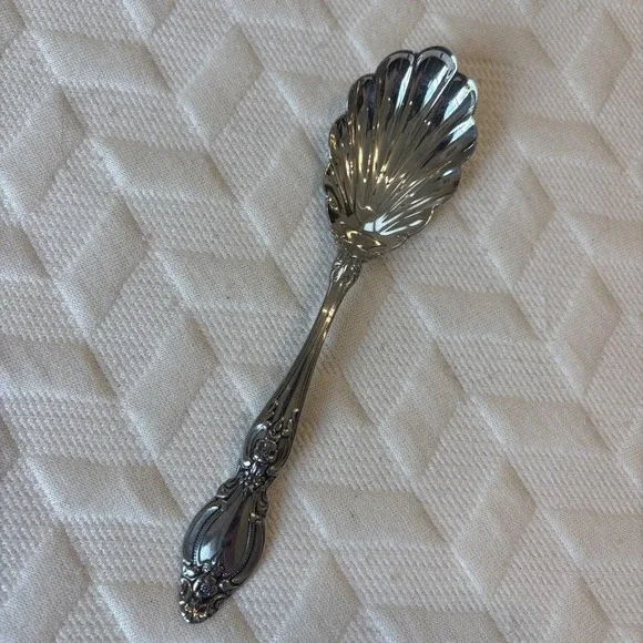 Oneida FREDERICK II Stainless Shell Sugar Spoon Cube Mark Flatware 6 3/8