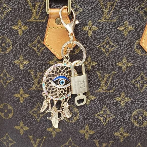 Authentic Louis Vuitton Gold Padlock & Key 🔒 LV Bag Charm w/ Unbranded Keychain