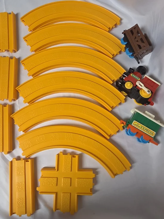 Lil PLaymates “My First Train Set” Windup Train & Track - 1987 Tested/Works