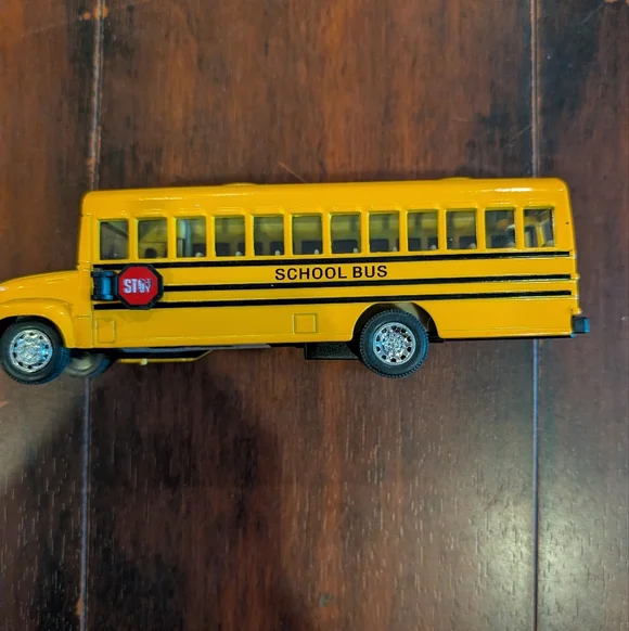 Yellow School Bus Pull Back Toy