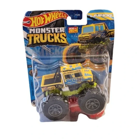 Hot Wheels 2024‎ Unimog Monster Truck 1:64 Scale Connect and Crash