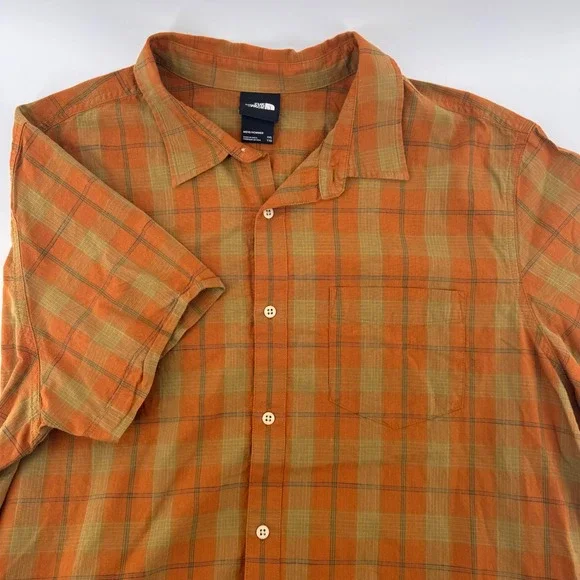 The North Face Mens XXL Plaid Button Down Short Sleeve Shirt Orange‎