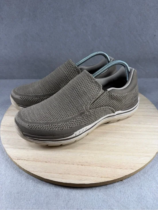 Sketchers Relaxed Fit: Gomel Expected 2.0 - Arago Men’s Size 8.5 Color Taupe