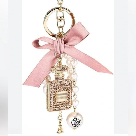 NWT Elegant Pink and Gold Keychain with Pearl Accents