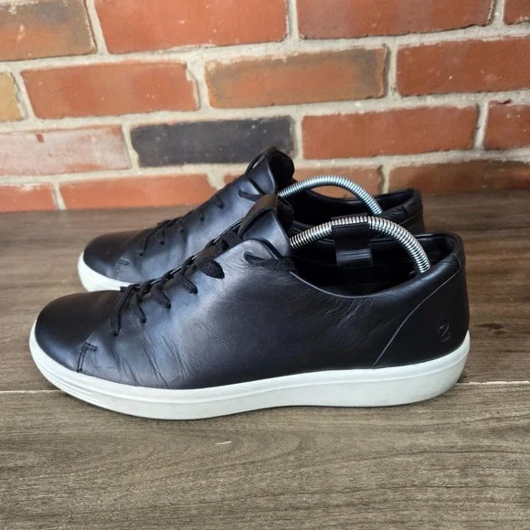 ECCO Shoes Soft 7 Men's Size 11-11.5 U.S (45) city Black Leather Low Top Lace Up