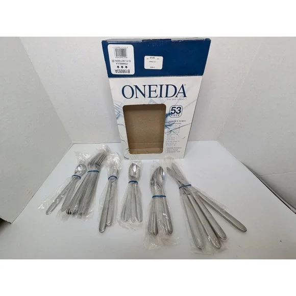 Oneida‎ Peninsula Partial Set Silverware Unused Wrapped As Is