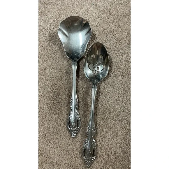 Vintage Oneida Community Stainless Rose design Brahms Set‎ of 2 Serving Spoons
