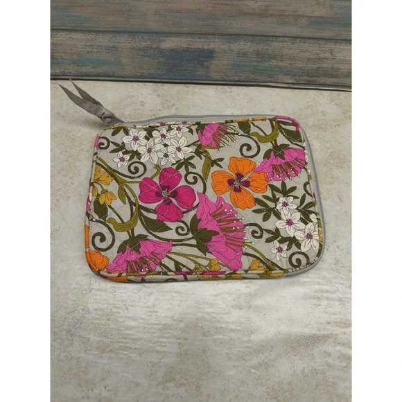 VERA BRADLEY TEA GARDEN TABLET, E READER ZIPPERED CASE 9