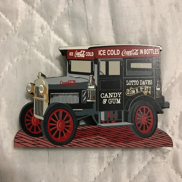 Shelias Inc Coca Cola 1998 wooden refreshing delivery truck