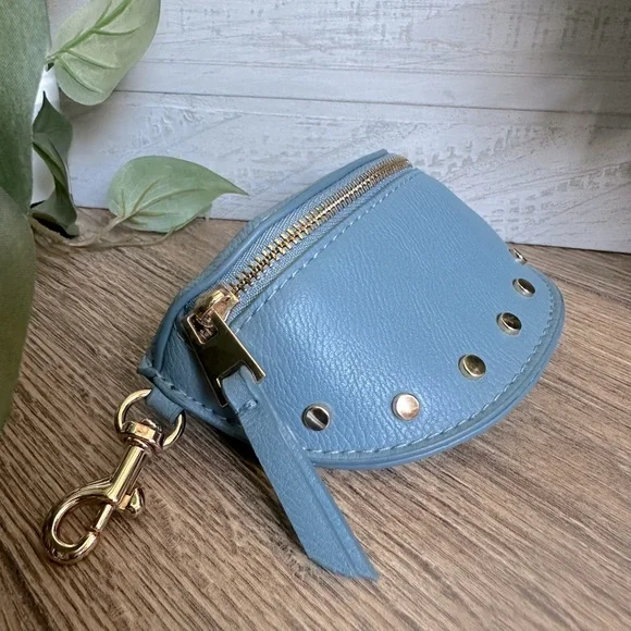 Universal Threads Clip On Blue & Gold  Pouch - Earth Tone Pouch