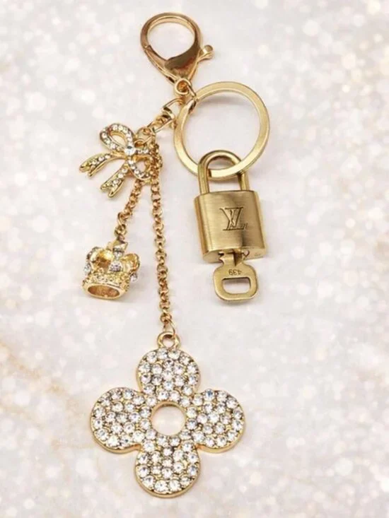 Louis Vuitton Gold Padlock 🔒 Key Set Authentic LV w/ Unbranded Flower Keychain