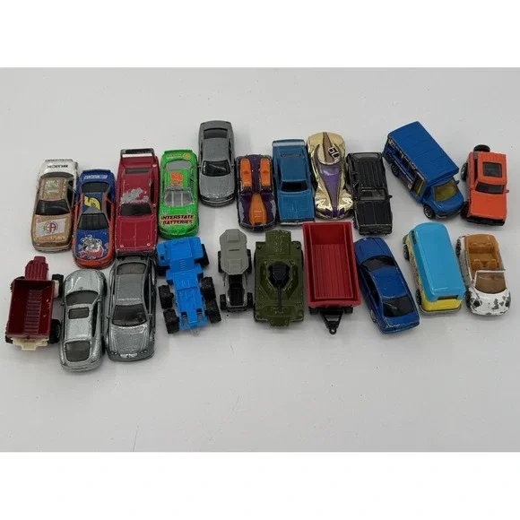 Vintage Diecast Car Lot Of 21 Matchbox Maisto Mattel Racing Champions‎ 90s