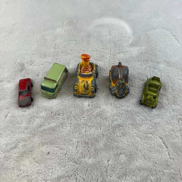 Vintage Lesney Matchbox Commer‎ Bottle Float Milk Truck Red Car Muppets Toy Lot