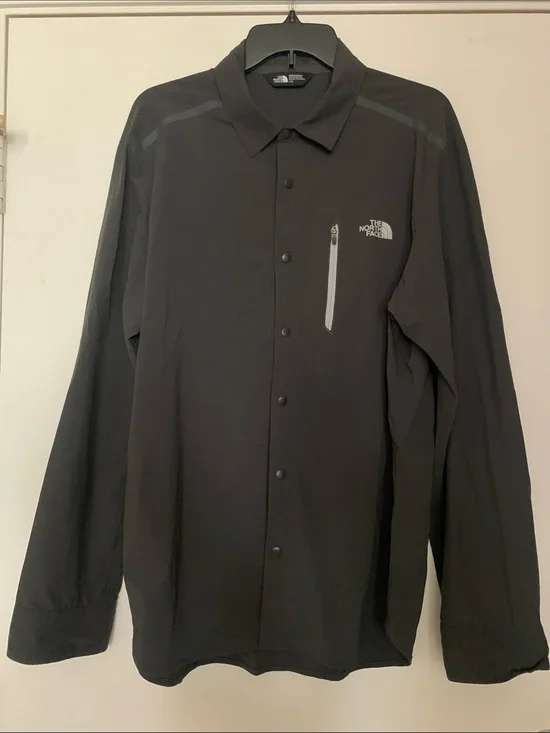The North Face Black Lightweight Button-Up Shirt Jacket