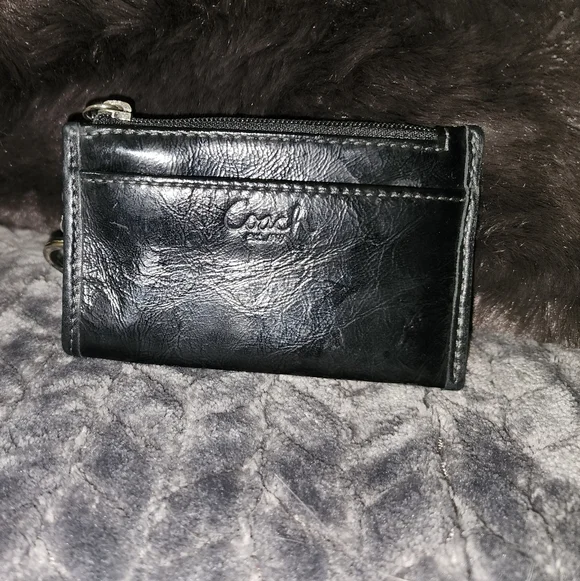 Coach Black Patent Leather Coin Purse Card Holder Wallet Keychain