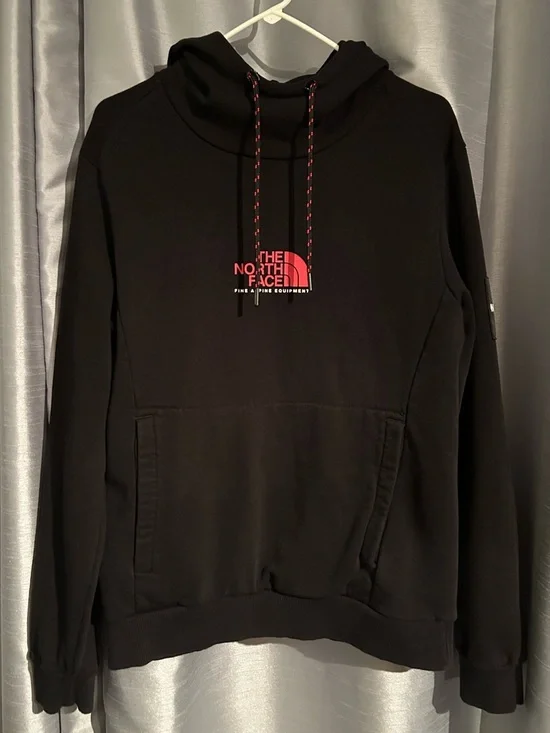The North Face Men’s Fine Alpine Hoodie Black/Red Size Small