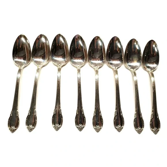 1847 Rogers Silverplate IS Remembrance Teaspoons Flatware Set of 8  (B
