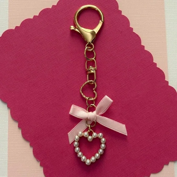 Pearl Heart and Pink‎ Bow Purse Charm Keychain Handbag Accessory
