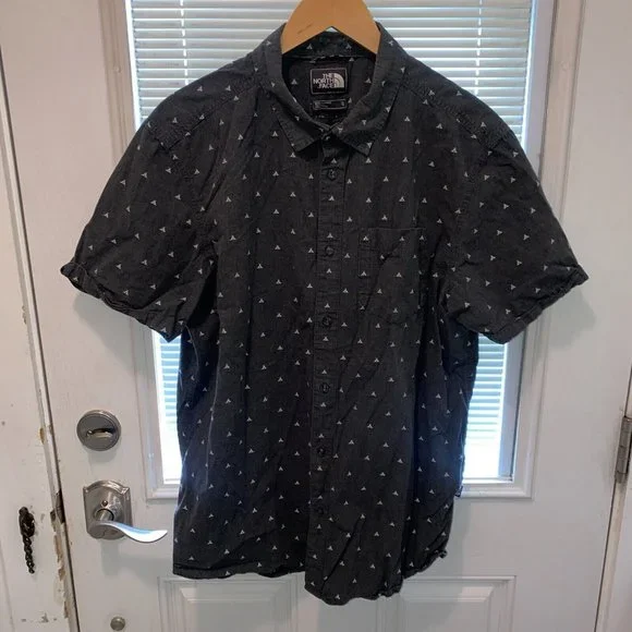 North Face Shirt Mens‎ XL Gray Teepees Chest Pocket Button Front 100% Cotton
