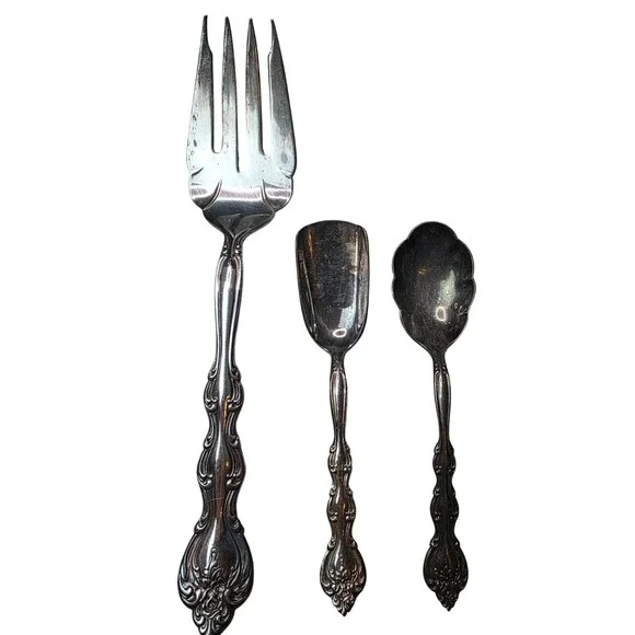 International Silverplate Vintage Cold Meat Fork Sugar Spoon Butter Knife Set A6