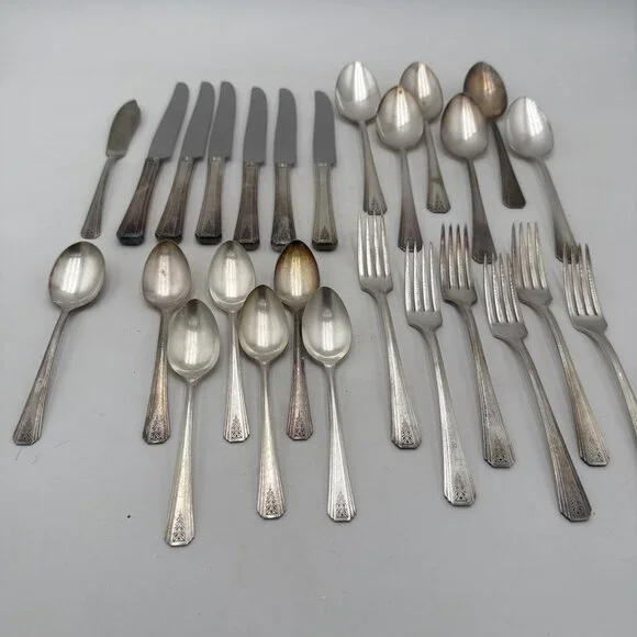 Oneida Community Clarion Silver Par Plate Flatware 26 Pc for 6 Place Setting