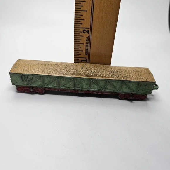Vintage Tootsietoy 303 XM‎ Gondola Ore Car Metal USA Pre-War