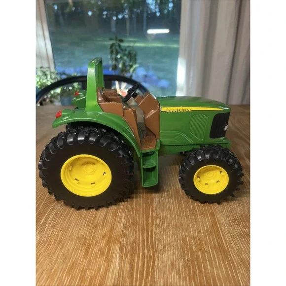 JOHN DEERE TRACTOR Ertl‎ 10