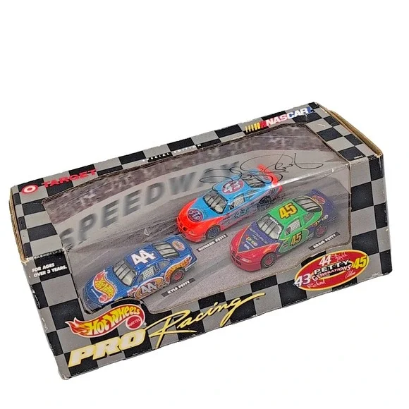 Autographed 1998 Hot Wheels Petty Generations 3 Car Set Richard,‎ Kyle, & Adam