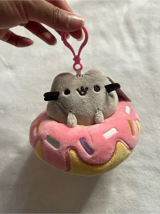 Pusheen Plush in donut cute keychain/ charm pink donut