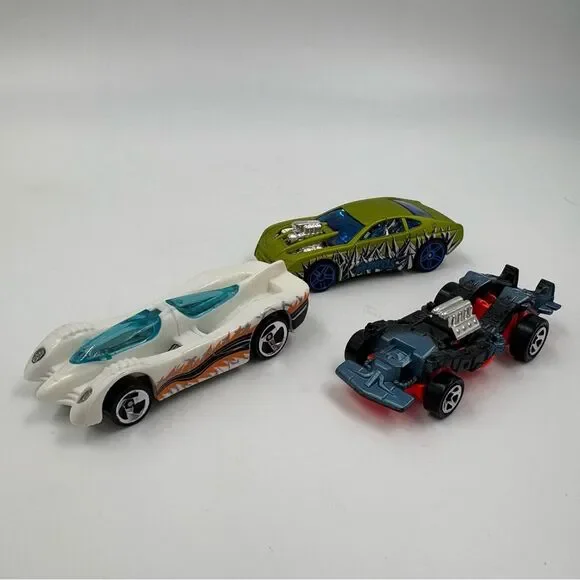 Vintage Hot Wheels 1986 to‎ 2001 Diecast Bundle