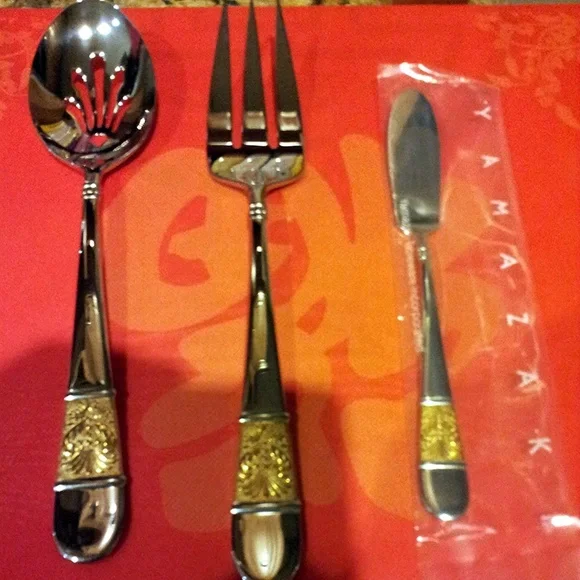NEW Yamazaki Medalia Gold Accent 3pc Serving Set