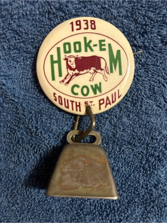 1938 Vintage Cowbell Pin - Green and Maroon