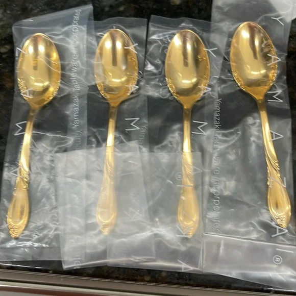 Yamazaki set of four new cache 24 Karat gold plated Demi-tasse espresso spoons
