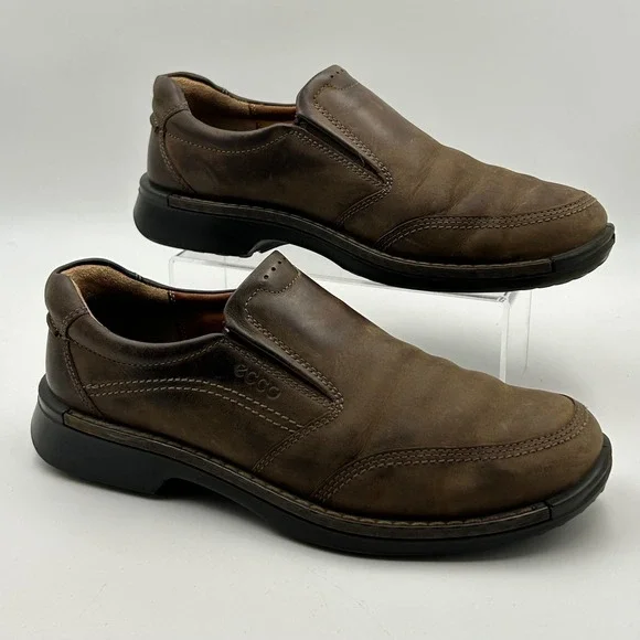 ECCO Slip On Loafers Mens 43 Brown Leather Moc Toe Shock Point Gorpcore Casual