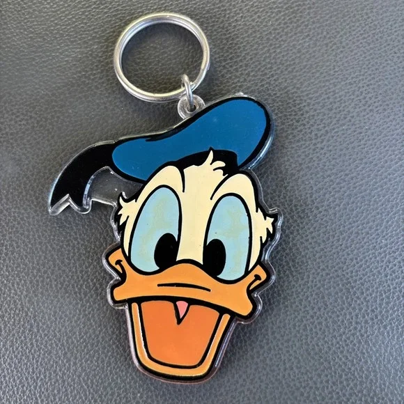 Vintage Disney Donald Duck Sailor Keychain 3-Inch Acrylic Key Ring‎ 1992