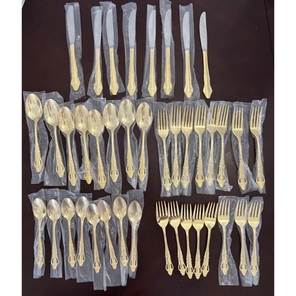Gold Tone Flatware Set Service for 8 Stainless Korea Vintage Silverware 40 Pc