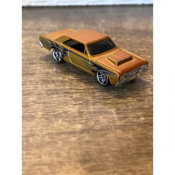 Hot Wheels Gold Matte 1968 Dodge Dart Hot Rods Loose Die Cast EUC Play Cars